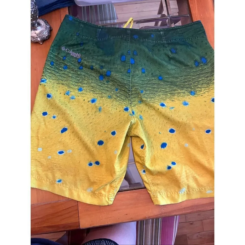 Columbia Men's Dorado Fish Scale PFG Offshore Board Shorts Yellow Green Size 38